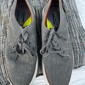Skechers Men's Gray Lace-Up Sneakers size 12